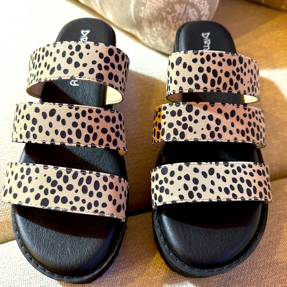 Dirty Laundry Womens Black/Beige Multi Band Sandals